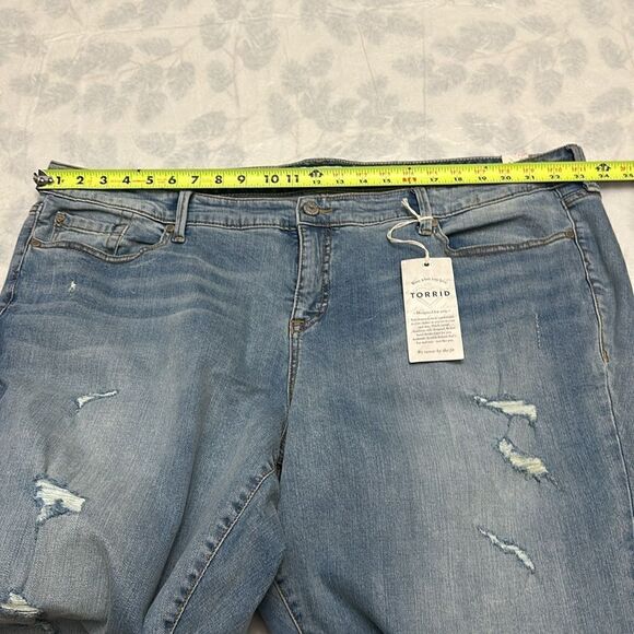 Torrid women’s classic skinny fit jeans size 26 - Picture 9 of 11